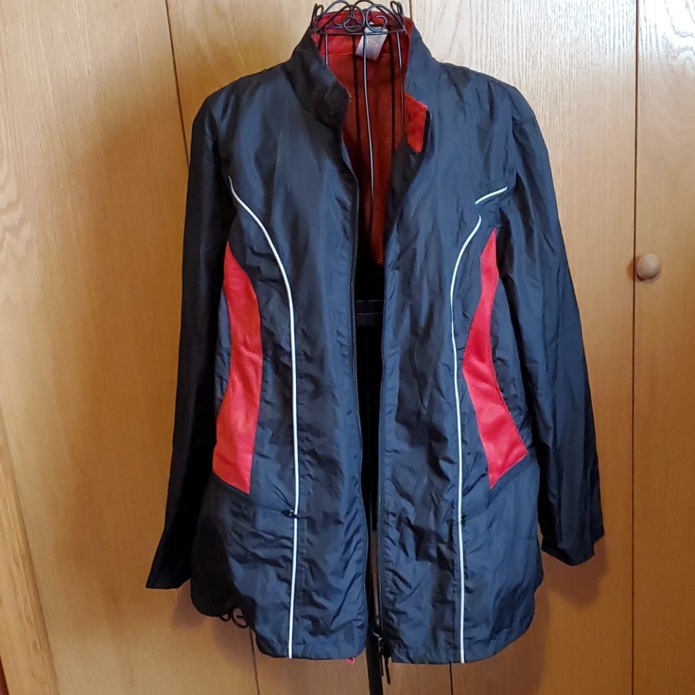 Curves windbreaker